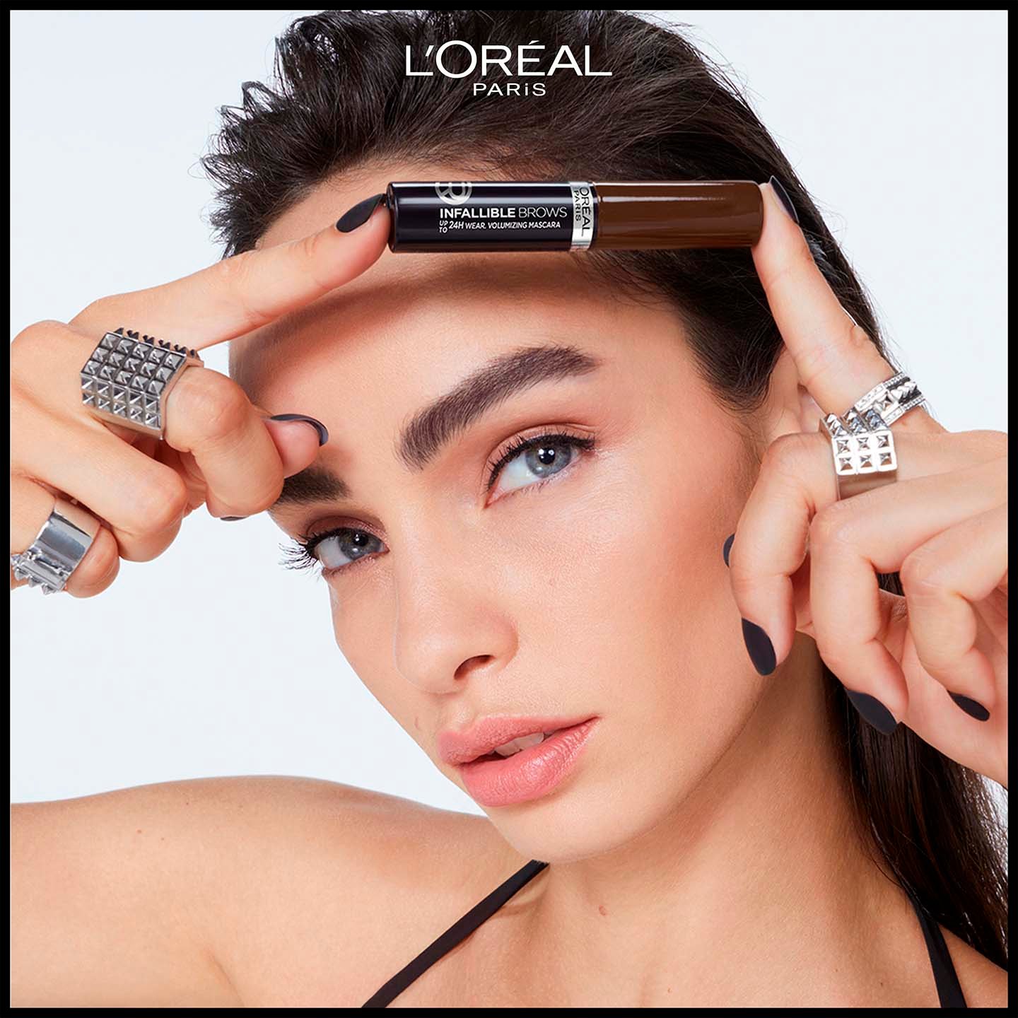 L'Oréal Paris Infallible Brow Mascara Modelo